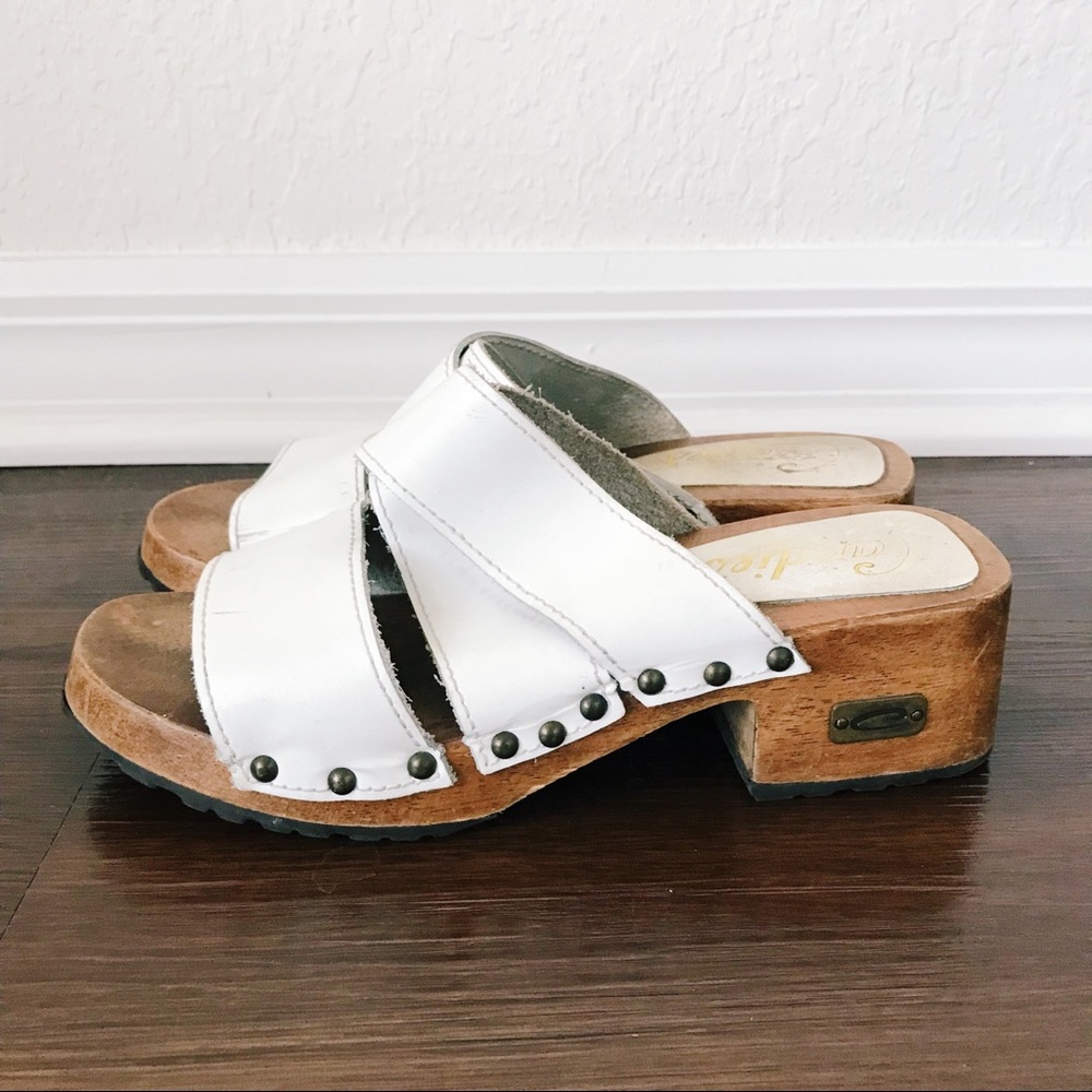 Vintage Candie White Platform Sandals